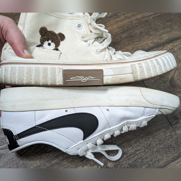White canvas high tops cute bear applique EUC size 6.5 - Picture 8 of 8